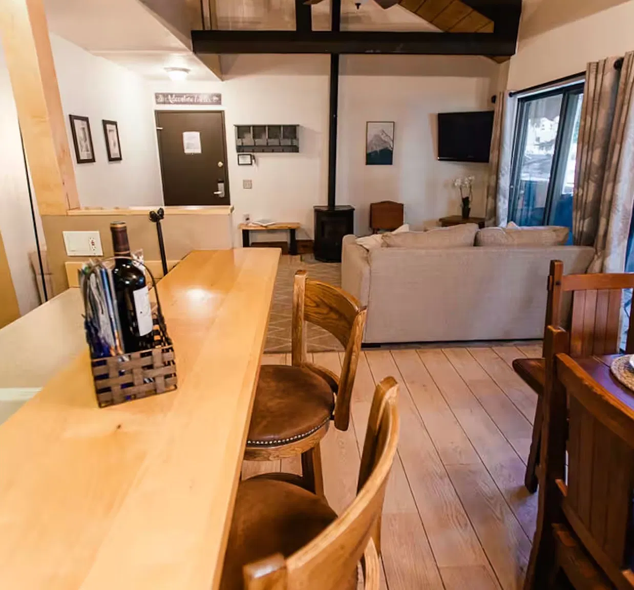2 bed, 1107 sqft, $3,500 — Photo 4