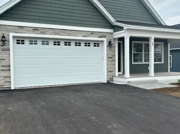 68 Mulberry Lane #8, Epping, NH 03042