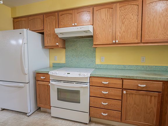 5th image of 1494 Madras St SE