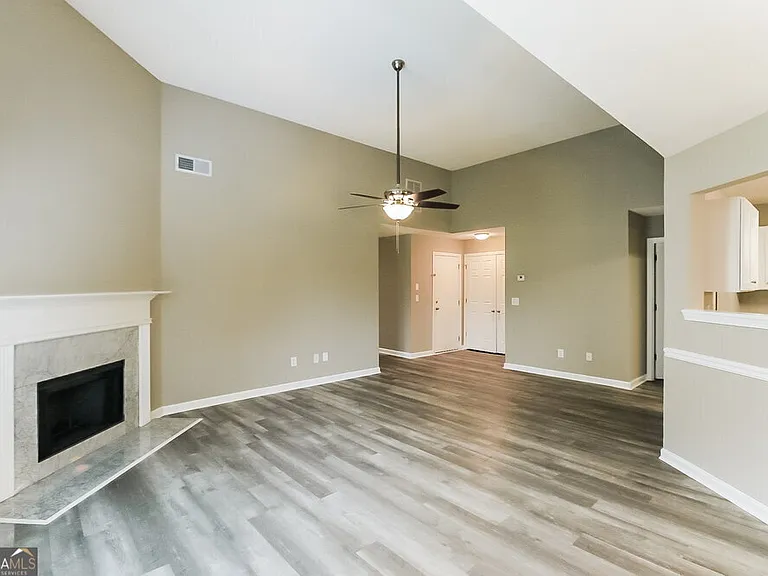 206 Nadia Ct — Photo 5