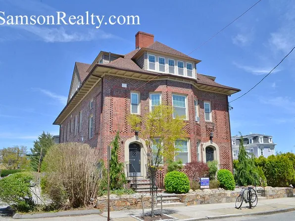 78 Medway St APT 4, Providence, RI 02906