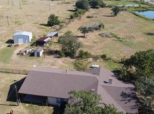 1080 County Road 213, Giddings, TX 78942