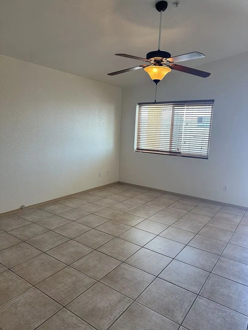 3416 Mockingbird Dr — Photo 4