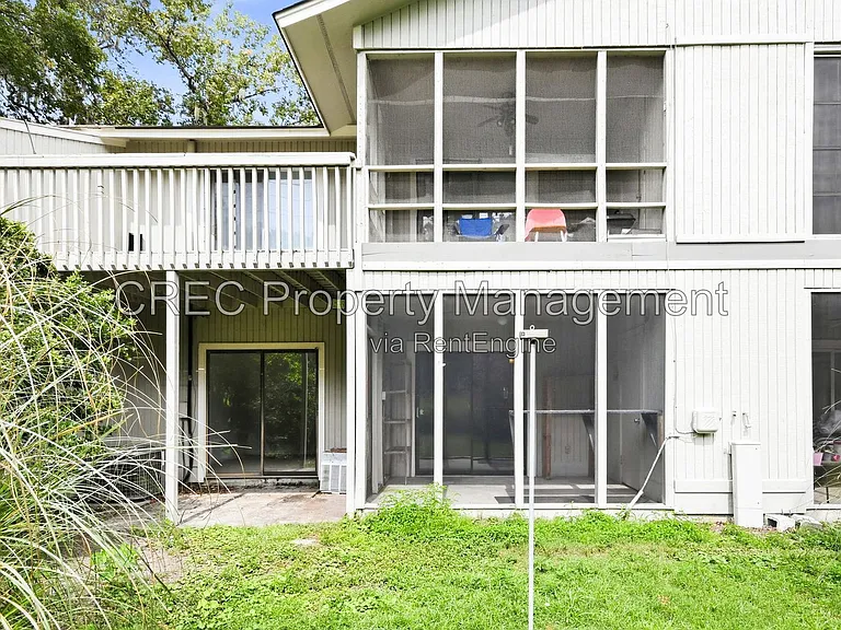 2736 Jobee Dr — Photo 18