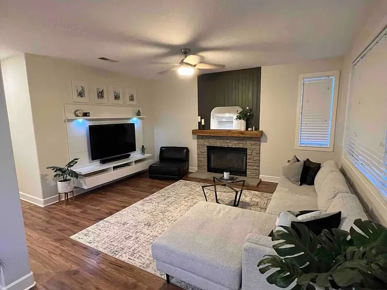 2141 Bridle Creek Cir — Photo 19