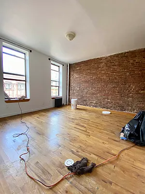 Rented by Crosstown Apartments NYC | media 26