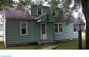 1st image of 2555 E Park St