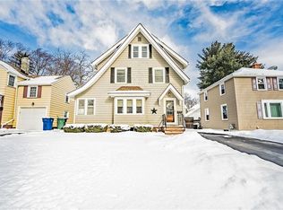 328 Farmington Rd, Rochester, NY 14609