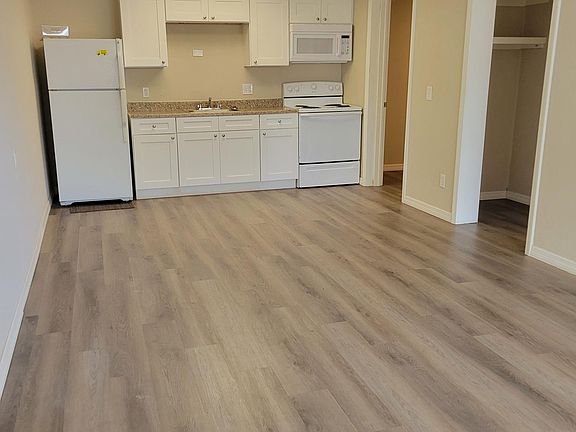 2nd image of 709 N 17th Ave #E5
