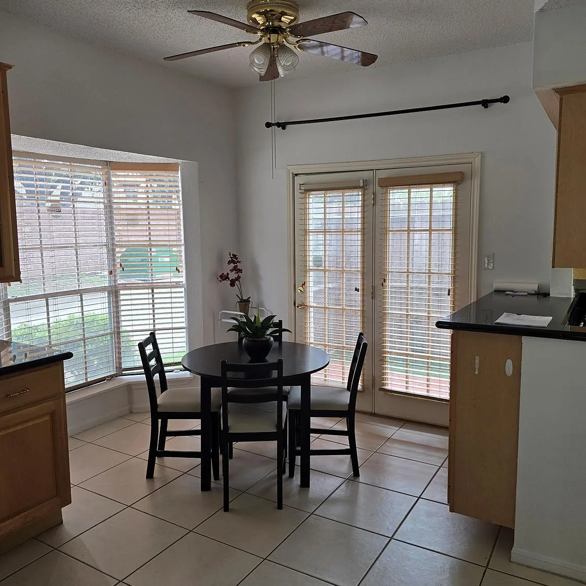 2 bed, 1.5 bath, 1104 sqft, $1,500 — Photo 4