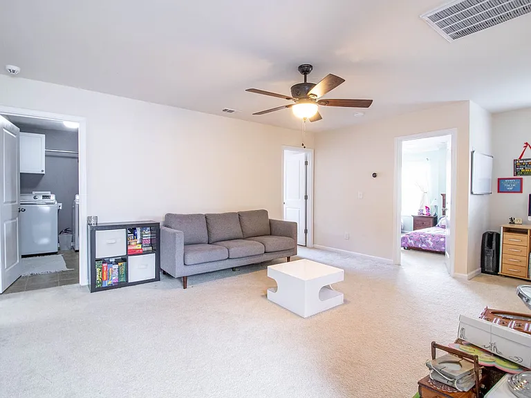 134 Hamilton Grove Dr — Photo 14