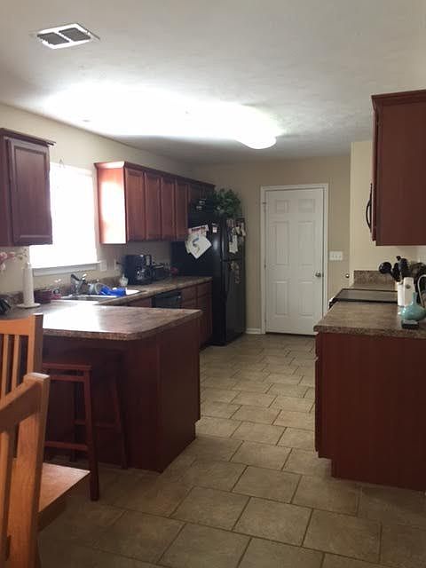 1st image of 866 Maricopa Dr