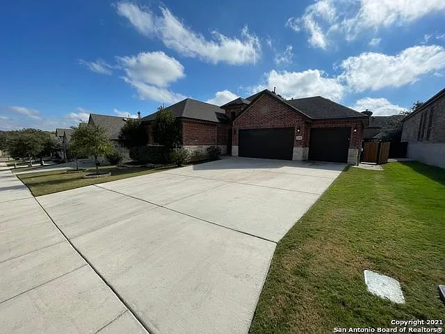 26946 Millstone Cv — Photo 2