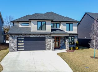 5013 Whisper Ct, Columbia, MO 65203