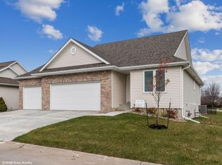 740 SE Ponds Edge Ln, Ankeny, IA 50021