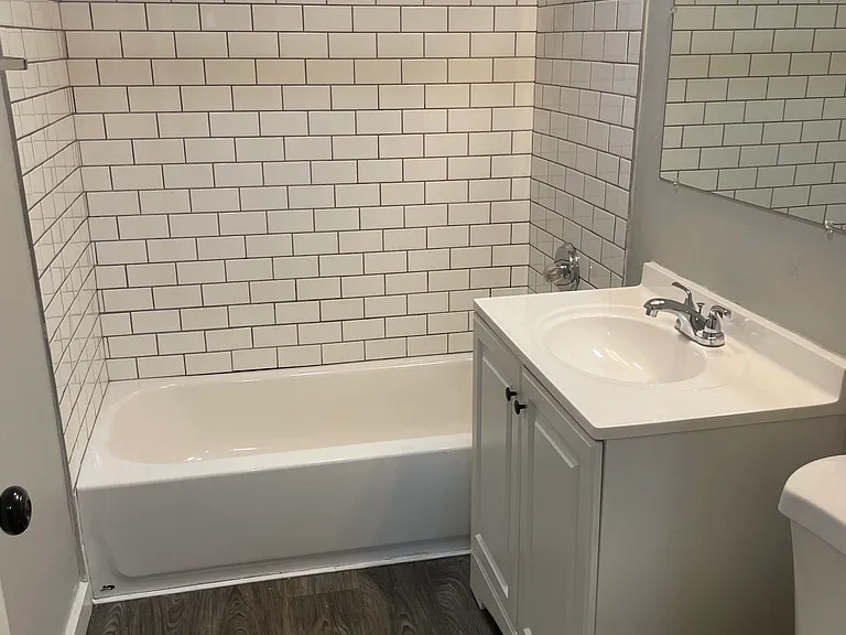 1154 NE 17th Ave — Photo 11