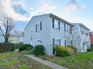 7911 Timarand Ct, Lorton, VA 22079