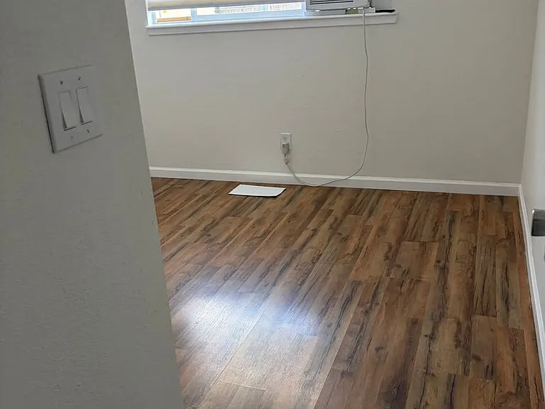 210 Rawhide Way — Photo 12