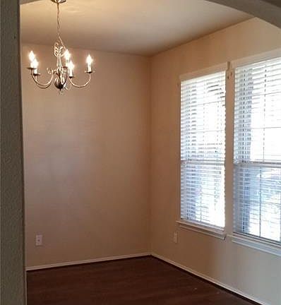5th image of 5404 Red Pine Dr