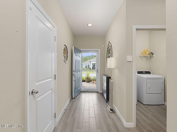 4th image of 9771 LOVAGE Lane