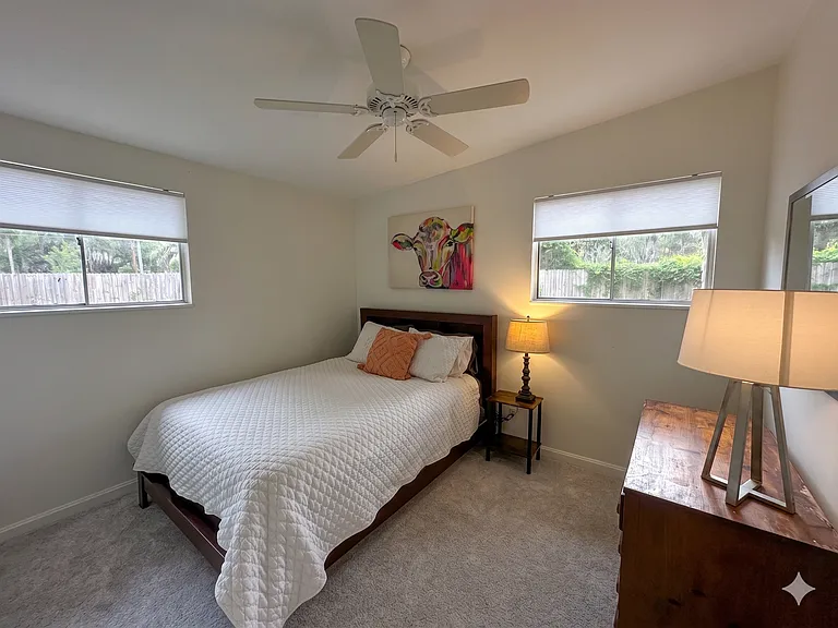 1003 Broad River Dr — Photo 1