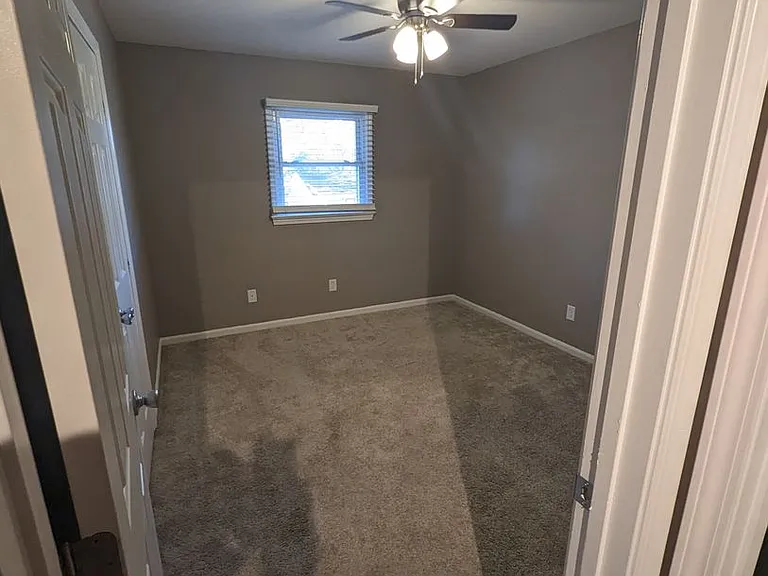 101 Cavin Ave — Photo 10