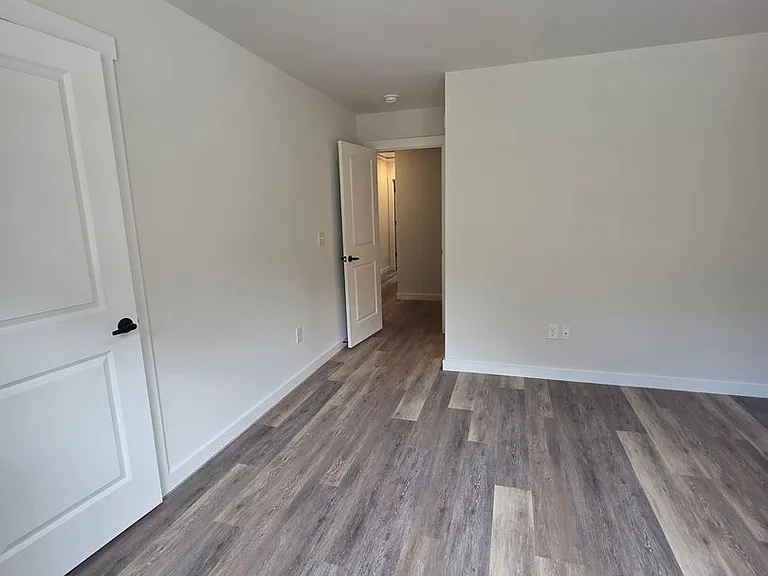 271 Vanderbilt Rd — Photo 9