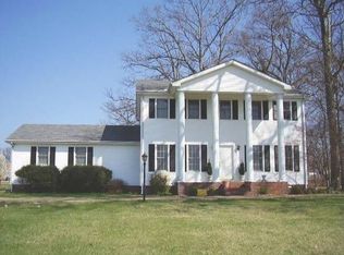 136 Parham Dr, Martin, TN 38237