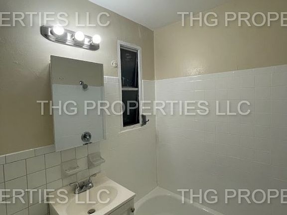 5th image of 600-610 E Front St #610-3F