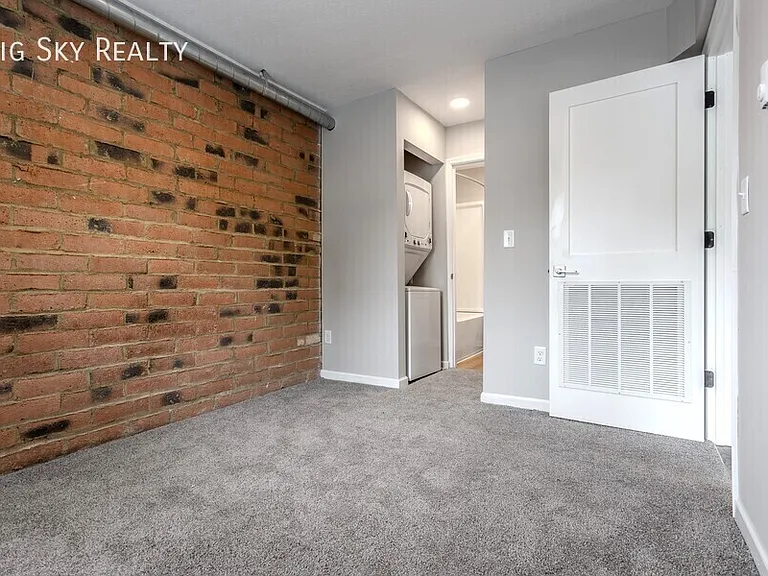 131 N High St #26 — Photo 10