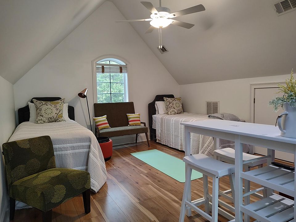 1st image of 12 Four Winds Ave