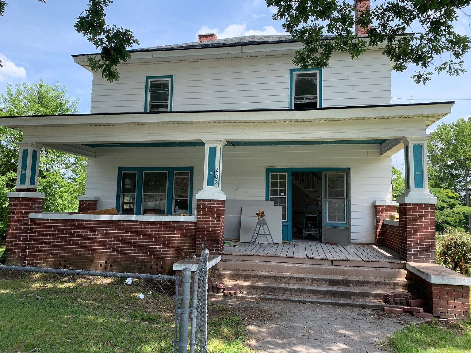 202 N 4th St, NC 27864 Zillow