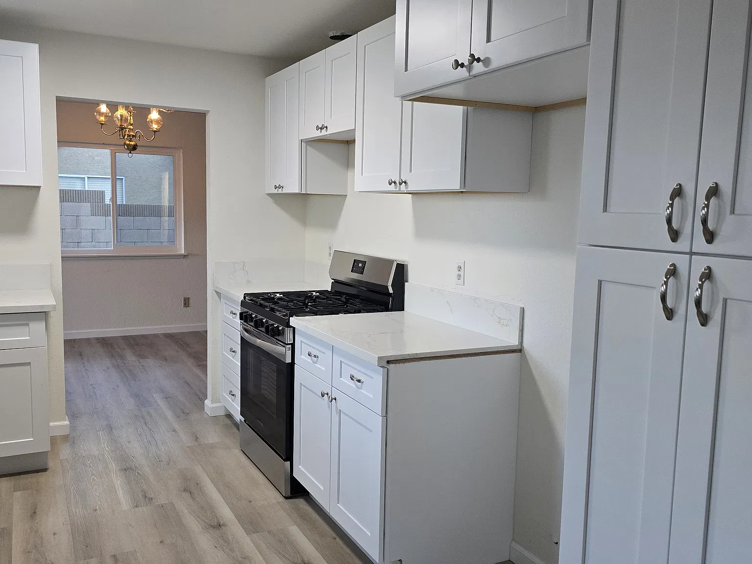 3527 W Avenue J — Photo 4