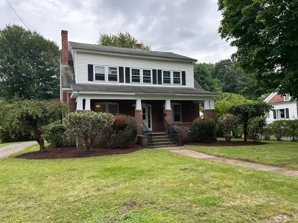 46 Walnut St, Turners Falls, MA 01376