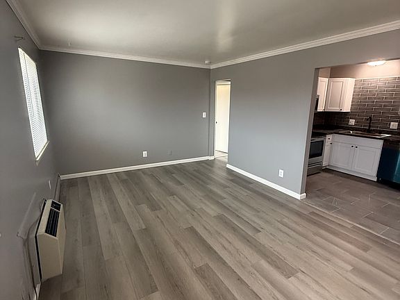 4th image of 1212 5th St #1