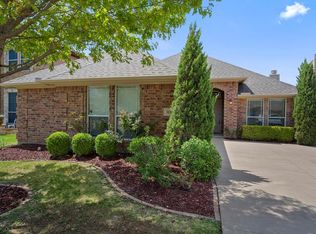 3017 Trinity Lakes Dr, Hurst, TX 76053