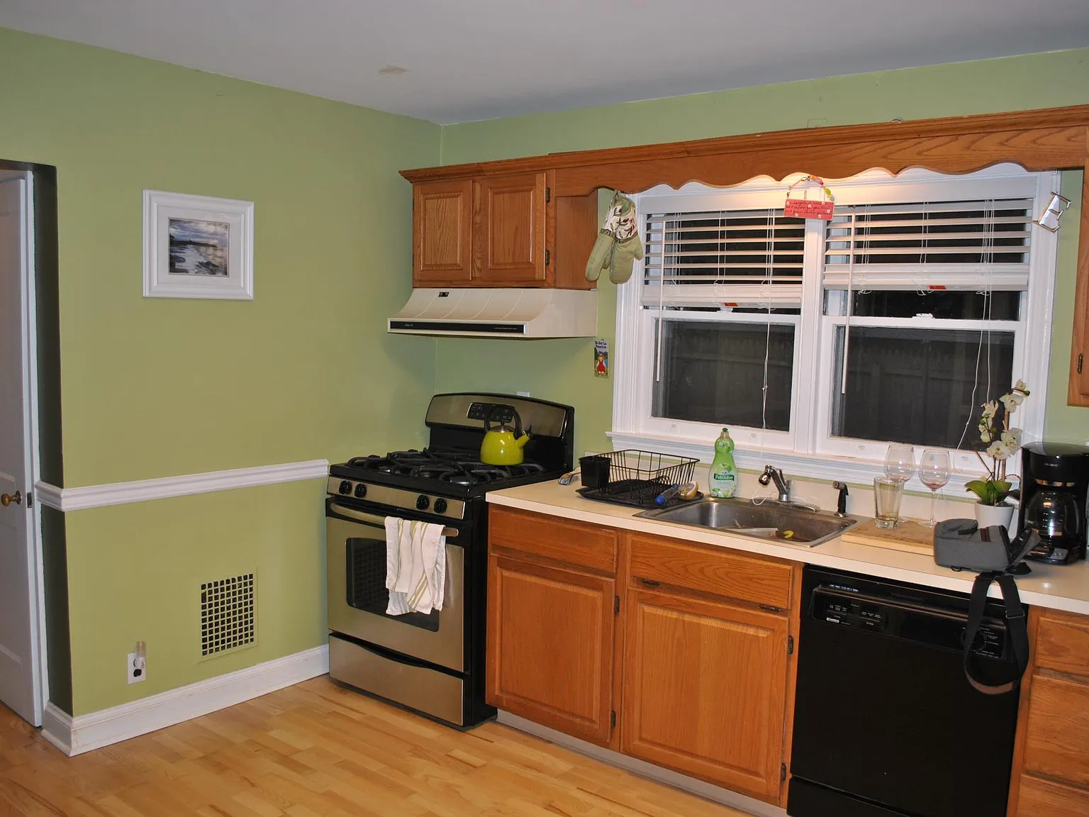 1 bed, 800 sqft, $1,925 — Photo 1