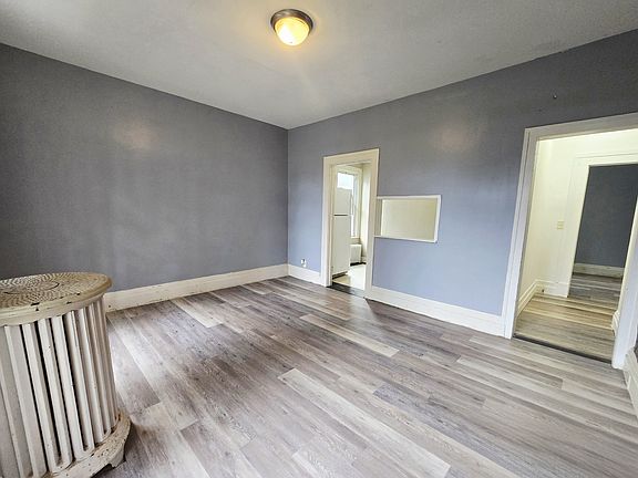 2nd image of 104 William St #1