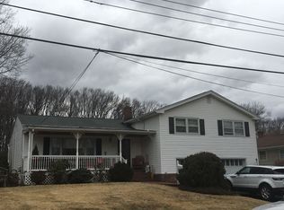 22 Cornell Rd, Cranford, NJ 07016