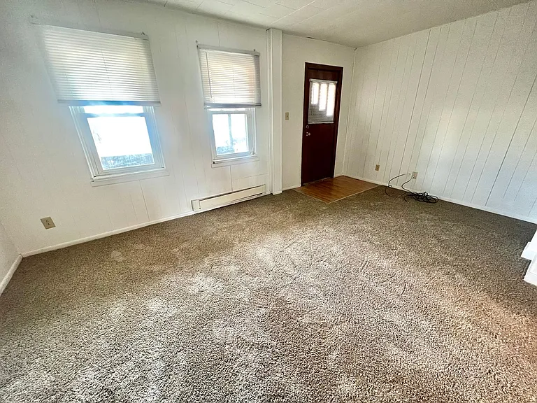 1613 Fourth Avenue (Full Service) — Photo 6