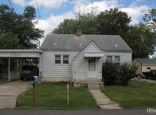 1103 Locust St, Salem, IN 47167