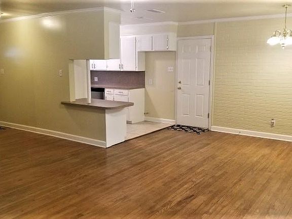 5th image of 2509 Waverly Dr