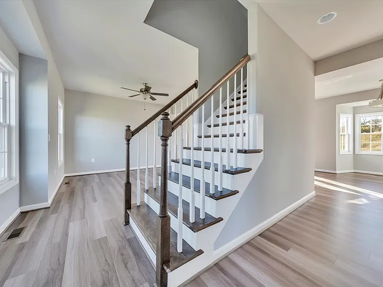175 Bishops Gate Rd NW — Photo 11