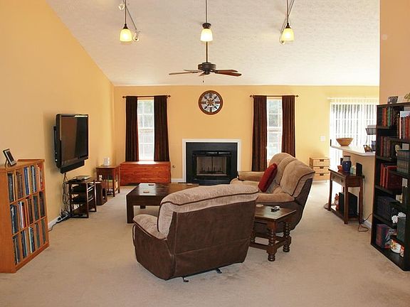 5th image of 114 River Marsh Ln