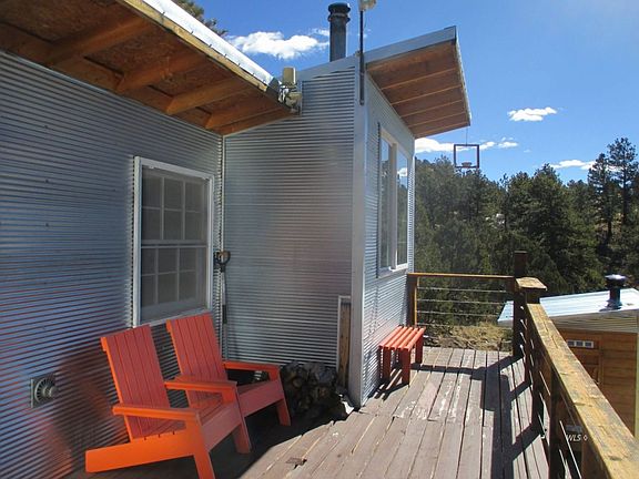 3rd image of 494 Wakeeney Dr