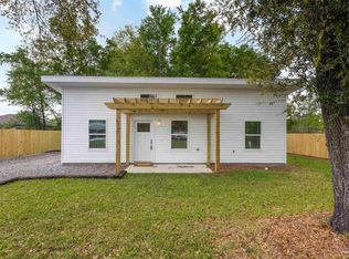 6765 Jasmine St, Milton, FL 32570