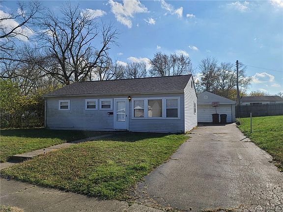 5th image of 4630 Guadalupe Ave