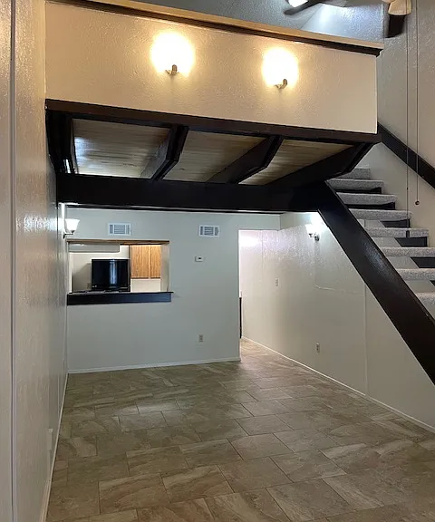 Ridgewood Village — Photo 1