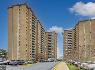 1836 Metzerott Rd APT 510, Hyattsville, MD 20783