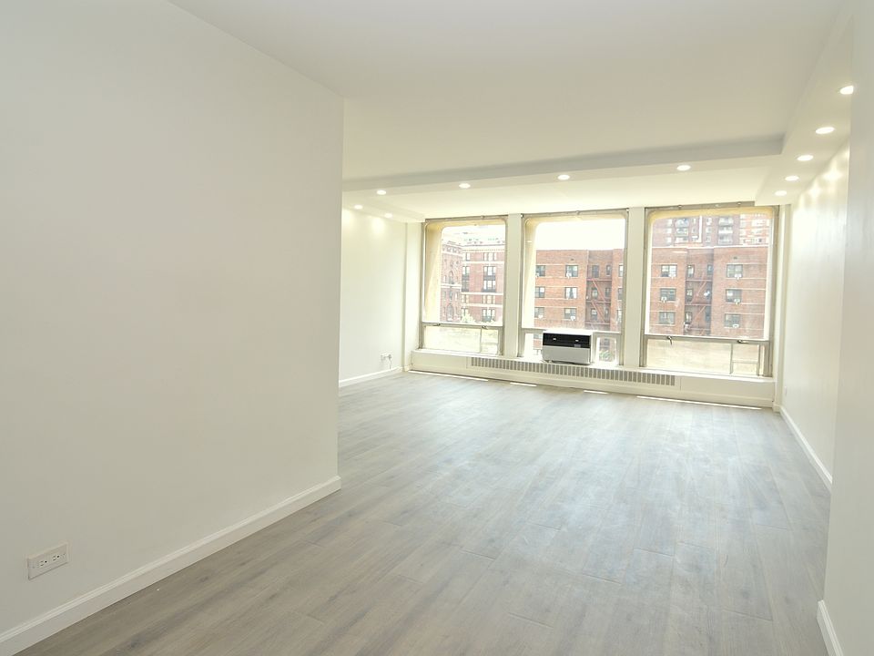 1st image of 343 E 30th St APT 4K